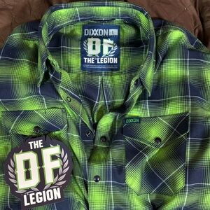 DIXXON Men's Green and Navy Blue Plaid Shirt